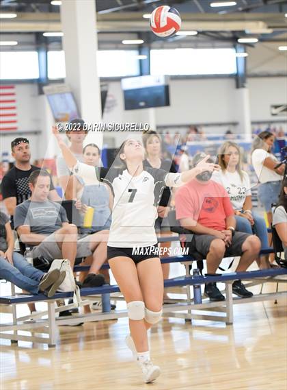 Thumbnail 2 in Arcadia vs. Ontario Christian (Nike TOC Southwest) photogallery.
