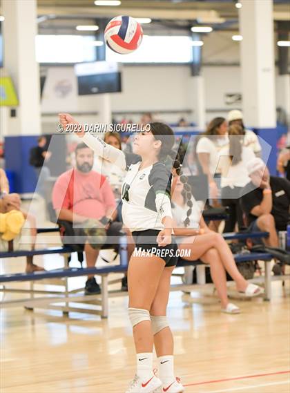 Thumbnail 2 in Arcadia vs. Ontario Christian (Nike TOC Southwest) photogallery.