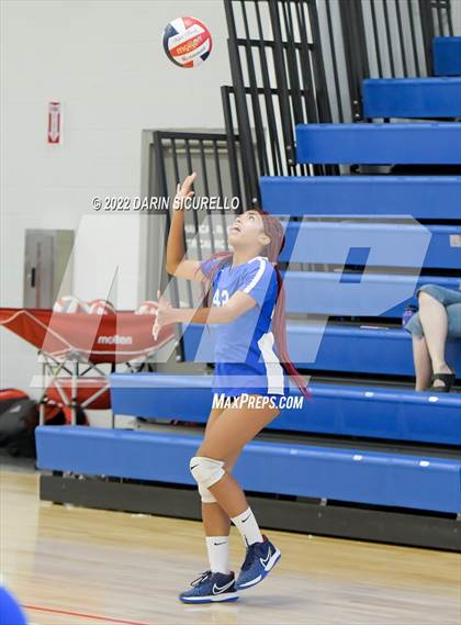 Thumbnail 1 in Arcadia vs. Ontario Christian (Nike TOC Southwest) photogallery.