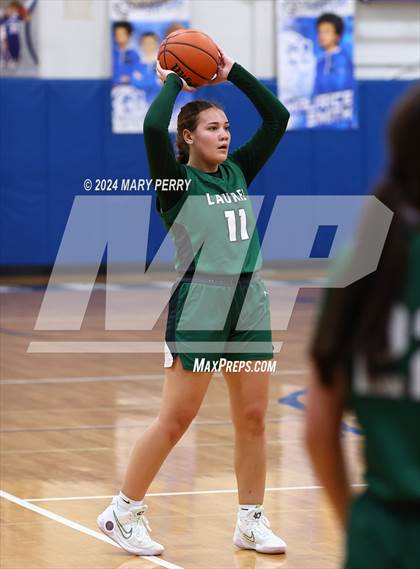 Thumbnail 2 in Laurel @ Ellwood City photogallery.