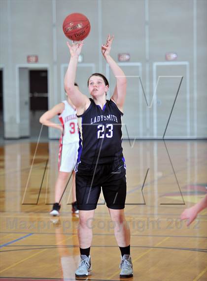 Thumbnail 3 in Ladysmith vs. Neillsville photogallery.