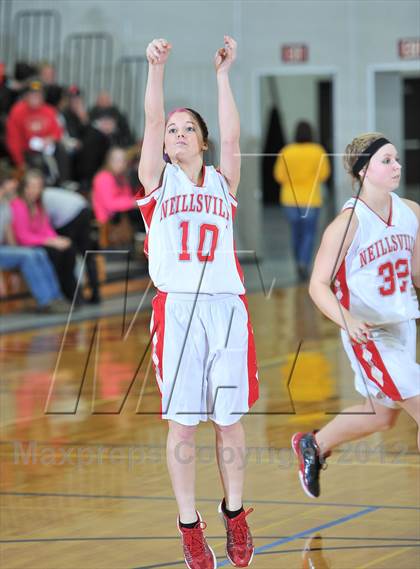 Thumbnail 3 in Ladysmith vs. Neillsville photogallery.