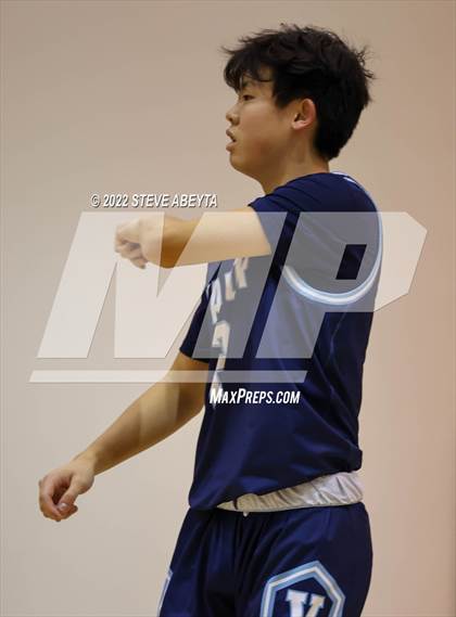 Thumbnail 1 in Valor Christian vs Rocky Mountain (Chaparral High School) photogallery.