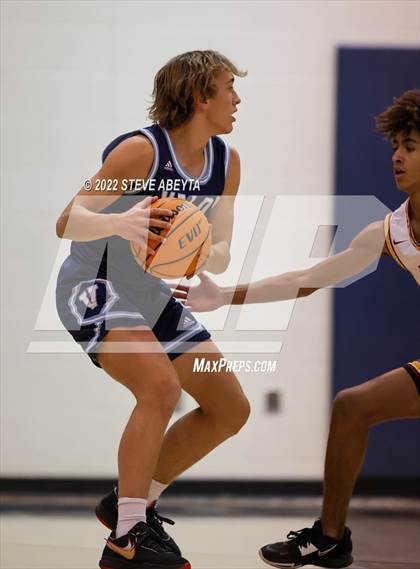 Thumbnail 1 in Valor Christian vs Rocky Mountain (Chaparral High School) photogallery.