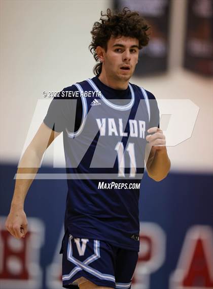 Thumbnail 2 in Valor Christian vs Rocky Mountain (Chaparral High School) photogallery.