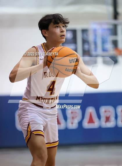 Thumbnail 3 in Valor Christian vs Rocky Mountain (Chaparral High School) photogallery.
