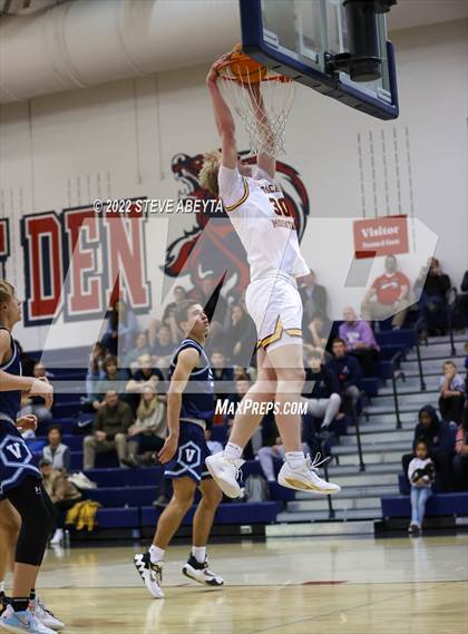 Thumbnail 2 in Valor Christian vs Rocky Mountain (Chaparral High School) photogallery.