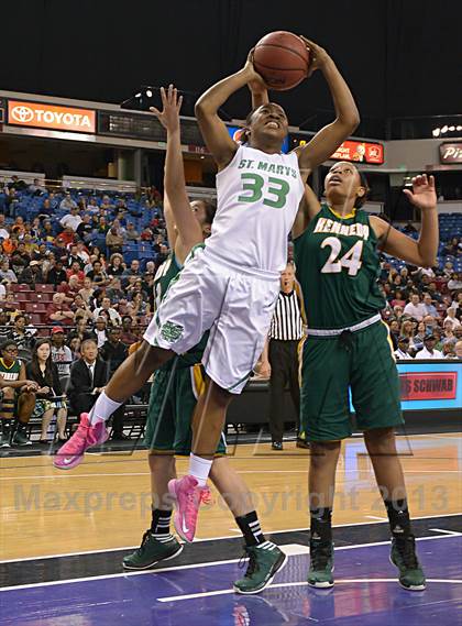 Thumbnail 2 in St. Mary's vs. Kennedy (CIF SJS D1 Final) photogallery.