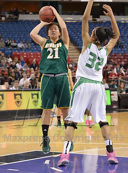 Thumbnail 2 in St. Mary's vs. Kennedy (CIF SJS D1 Final) photogallery.
