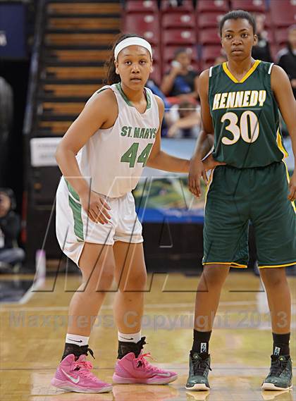 Thumbnail 3 in St. Mary's vs. Kennedy (CIF SJS D1 Final) photogallery.