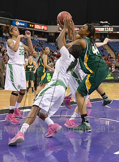 Thumbnail 3 in St. Mary's vs. Kennedy (CIF SJS D1 Final) photogallery.