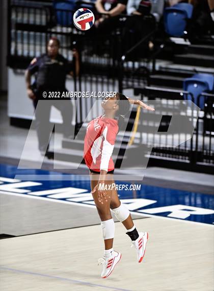 Thumbnail 3 in Jersey Village @ Bellaire (UIL 6A Bi-District Playoff) photogallery.