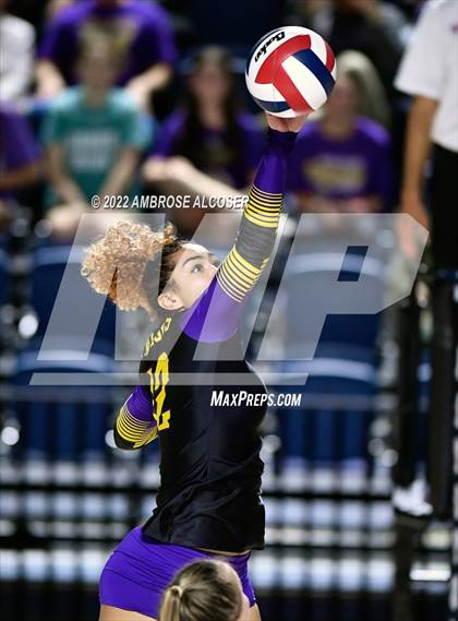 Thumbnail 2 in Jersey Village @ Bellaire (UIL 6A Bi-District Playoff) photogallery.