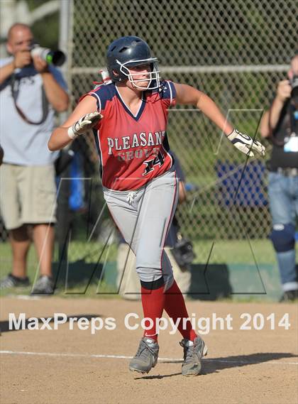Thumbnail 3 in Pleasant Grove vs. Vacaville (CIF SJS Final - Game 1) photogallery.