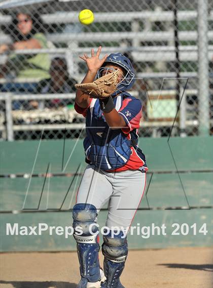 Thumbnail 2 in Pleasant Grove vs. Vacaville (CIF SJS Final - Game 1) photogallery.