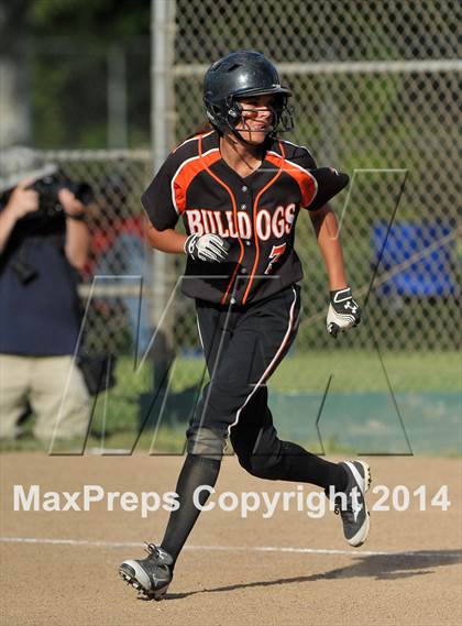 Thumbnail 2 in Pleasant Grove vs. Vacaville (CIF SJS Final - Game 1) photogallery.