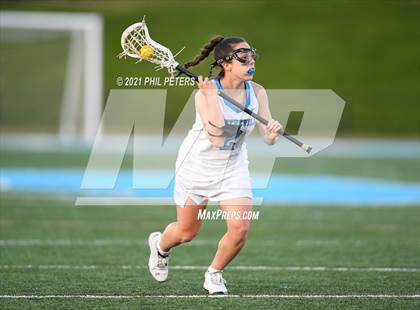 Thumbnail 3 in Lake Braddock @ Centreville photogallery.
