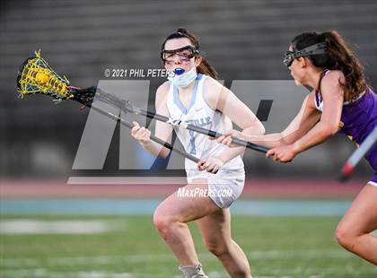 Thumbnail 3 in Lake Braddock @ Centreville photogallery.