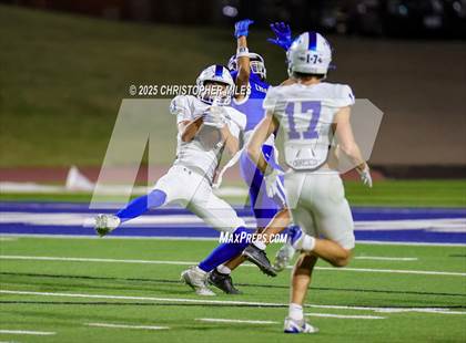 Thumbnail 3 in Lampasas @ Lake View (UIL 4A D1 Football Bi-District) photogallery.