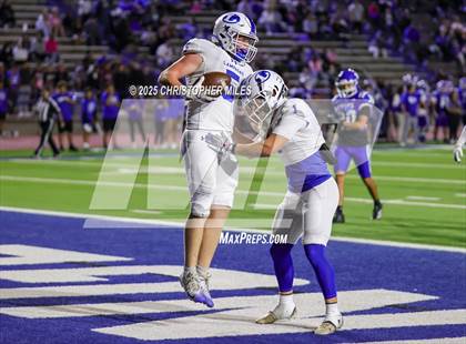 Thumbnail 1 in Lampasas @ Lake View (UIL 4A D1 Football Bi-District) photogallery.