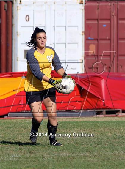 Thumbnail 2 in El Dorado vs. Costa Mesa photogallery.