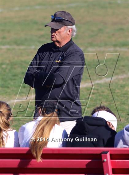 Thumbnail 3 in El Dorado vs. Costa Mesa photogallery.