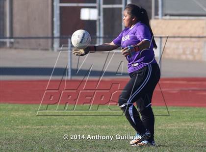 Thumbnail 2 in El Dorado vs. Costa Mesa photogallery.