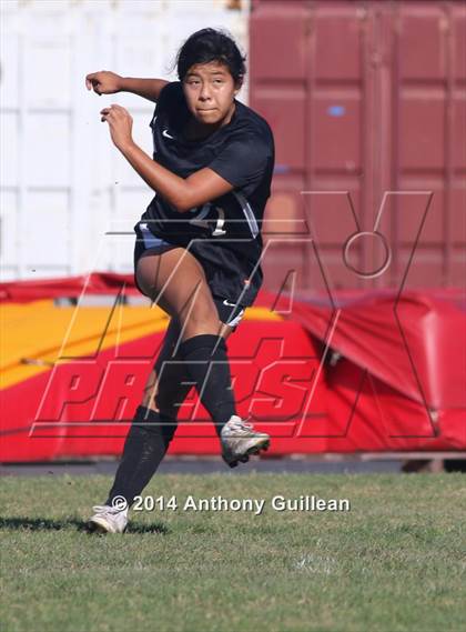 Thumbnail 3 in El Dorado vs. Costa Mesa photogallery.