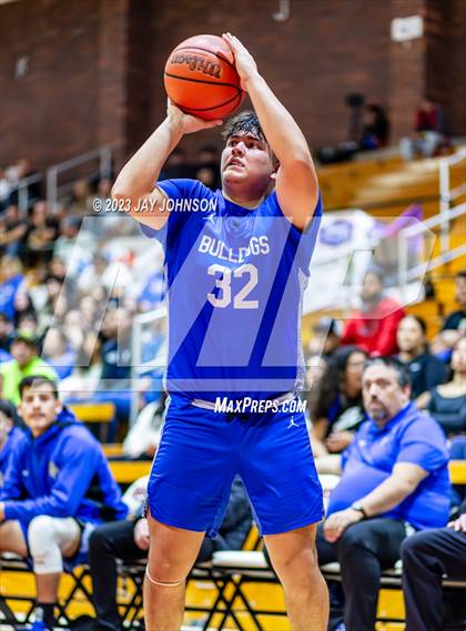 Thumbnail 1 in Northwood vs. Woodburn (Capitol City Classic) photogallery.
