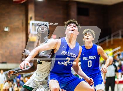 Thumbnail 2 in Northwood vs. Woodburn (Capitol City Classic) photogallery.