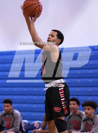 Thumbnail 1 in Orangewood Christian vs. Gateway (Cancer Awareness Classic) photogallery.