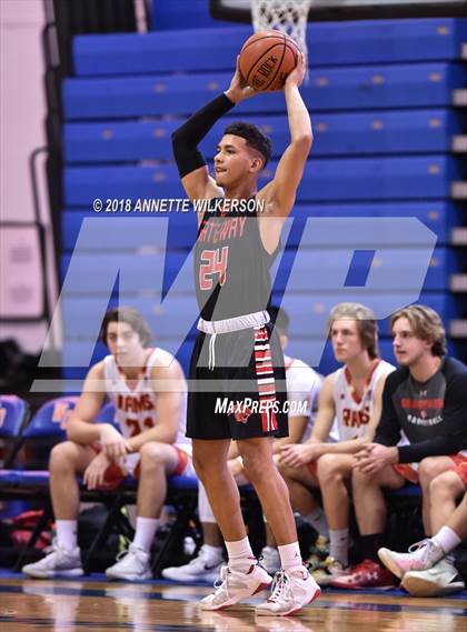 Thumbnail 2 in Orangewood Christian vs. Gateway (Cancer Awareness Classic) photogallery.