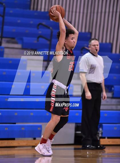 Thumbnail 2 in Orangewood Christian vs. Gateway (Cancer Awareness Classic) photogallery.