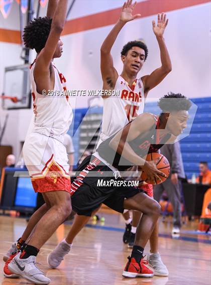 Thumbnail 1 in Orangewood Christian vs. Gateway (Cancer Awareness Classic) photogallery.
