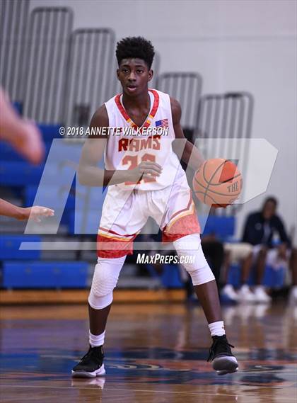 Thumbnail 3 in Orangewood Christian vs. Gateway (Cancer Awareness Classic) photogallery.