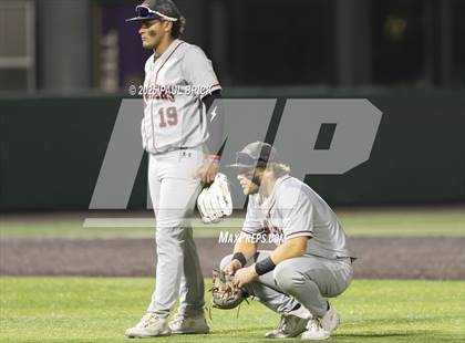 Thumbnail 1 in Lake Travis v Buda Johnson (UIL Baseball 6A D1 Region 4 Final) photogallery.