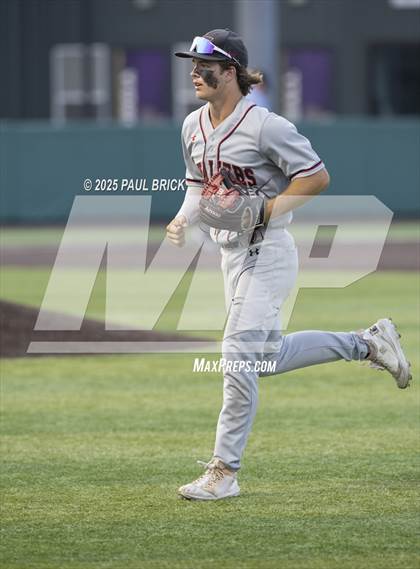 Thumbnail 3 in Lake Travis v Buda Johnson (UIL Baseball 6A D1 Region 4 Final) photogallery.