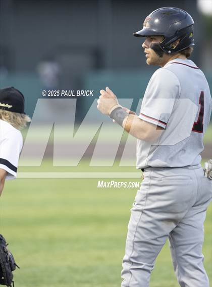 Thumbnail 3 in Lake Travis v Buda Johnson (UIL Baseball 6A D1 Region 4 Final) photogallery.