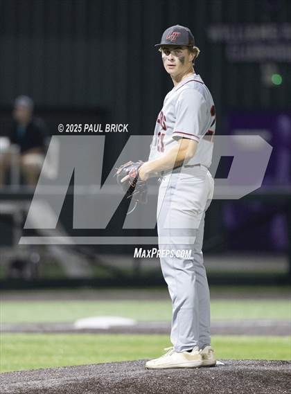 Thumbnail 1 in Lake Travis v Buda Johnson (UIL Baseball 6A D1 Region 4 Final) photogallery.