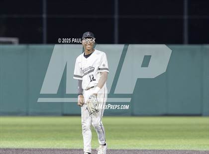 Thumbnail 3 in Lake Travis v Buda Johnson (UIL Baseball 6A D1 Region 4 Final) photogallery.