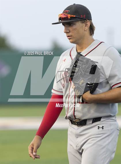 Thumbnail 3 in Lake Travis v Buda Johnson (UIL Baseball 6A D1 Region 4 Final) photogallery.