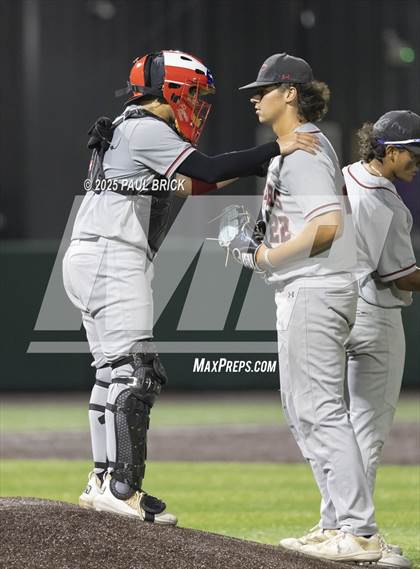 Thumbnail 1 in Lake Travis v Buda Johnson (UIL Baseball 6A D1 Region 4 Final) photogallery.