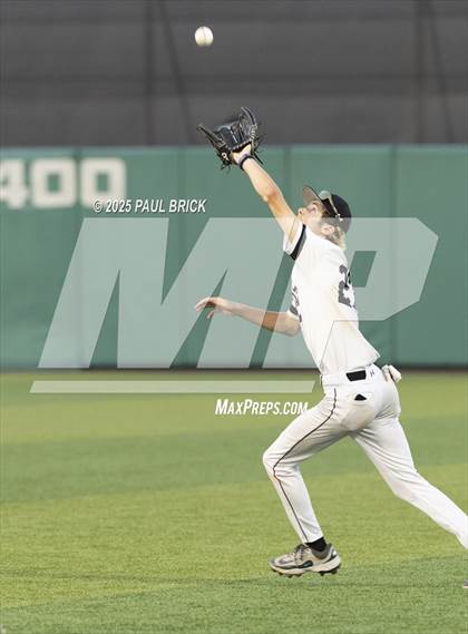 Thumbnail 2 in Lake Travis v Buda Johnson (UIL Baseball 6A D1 Region 4 Final) photogallery.