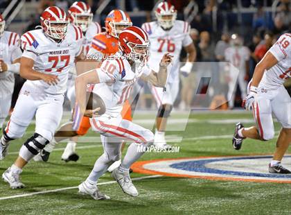 Thumbnail 1 in Mater Dei @ Bishop Gorman (MaxPreps Game Of The Week) photogallery.