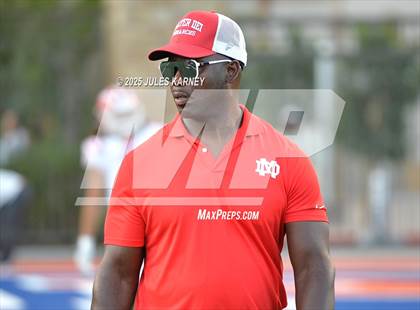 Thumbnail 3 in Mater Dei @ Bishop Gorman (MaxPreps Game Of The Week) photogallery.