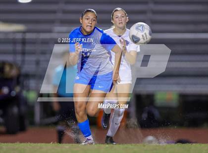 Thumbnail 3 in Cypress Bay vs Boca Raton (FHSAA 7A Regional Quarterfinal) photogallery.
