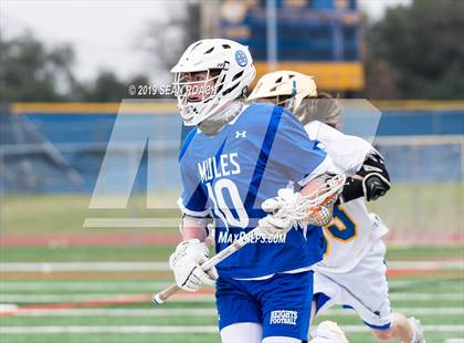 Thumbnail 3 in Anderson vs Alamo Heights photogallery.