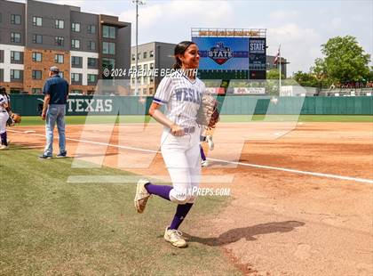 Thumbnail 3 in Weslaco vs. Midway (UIL 6A Softball Final) photogallery.