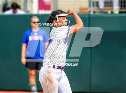 Thumbnail 3 in Weslaco vs. Midway (UIL 6A Softball Final) photogallery.
