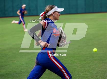 Thumbnail 1 in Weslaco vs. Midway (UIL 6A Softball Final) photogallery.
